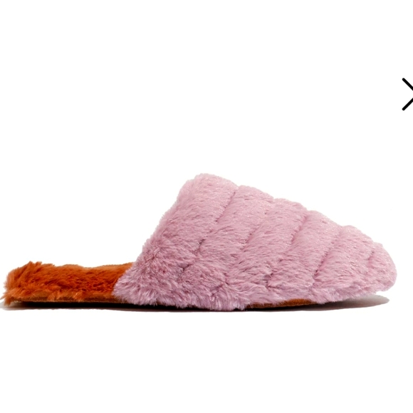 Colorblock Quilted Scuff Slippers in Recycled Faux Fur - Picture 2 of 3